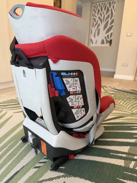 Scaun bebe, copil pana in 25kg, prindere ISO fix.