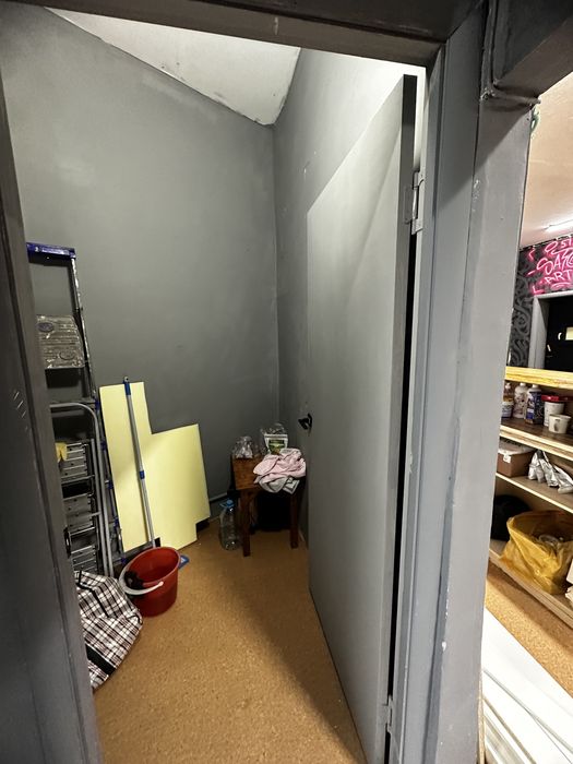 Продам гтдельно стоящее здание