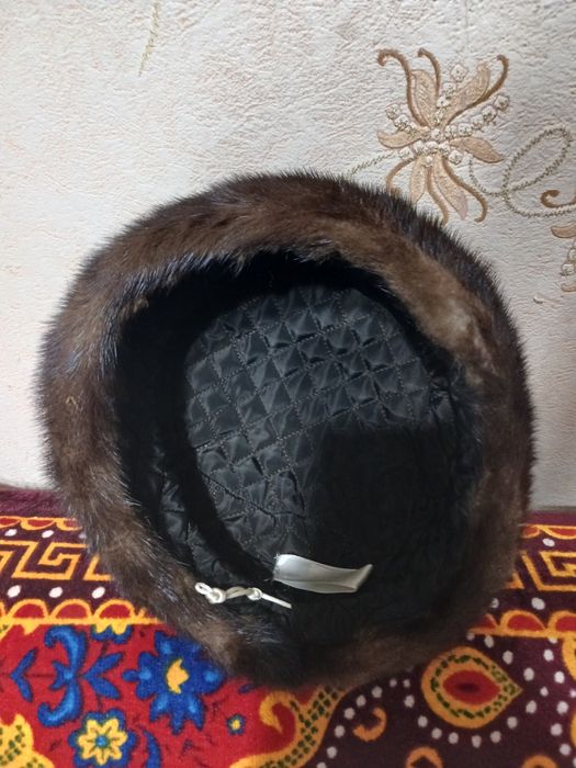 Продаю женскую норковую шапку