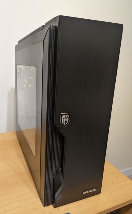 Геймърски компютър Ryzen 7 2700, GTX 1070 8GB, 16GB, Водно