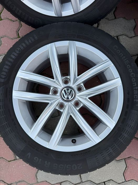 Jante de aluminiu originale VW Golf 7 R16 cu cauciucuri bune de vara