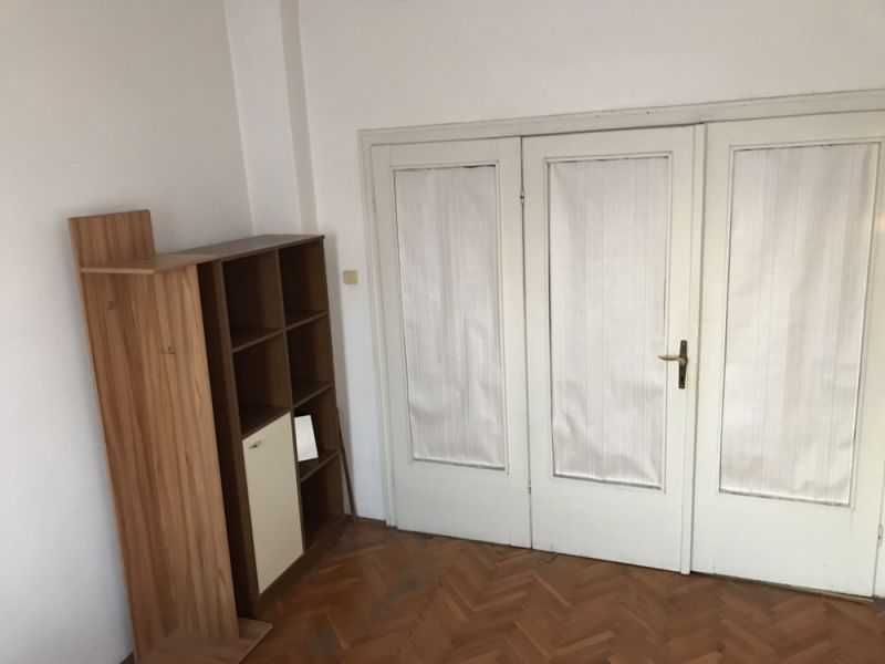 Дава се под наем Тристаен апартамент в София, Център - 108 кв.м за 665 € - Снимка #5