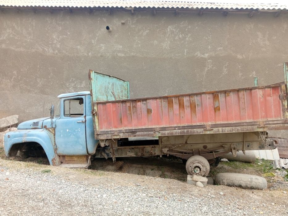 Zil 130  zapchasga sotiladi ЗИЛ 130