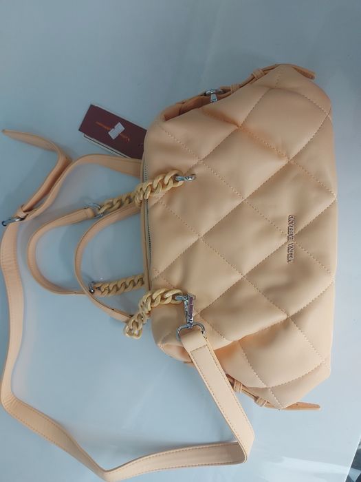 Продам женскую сумку