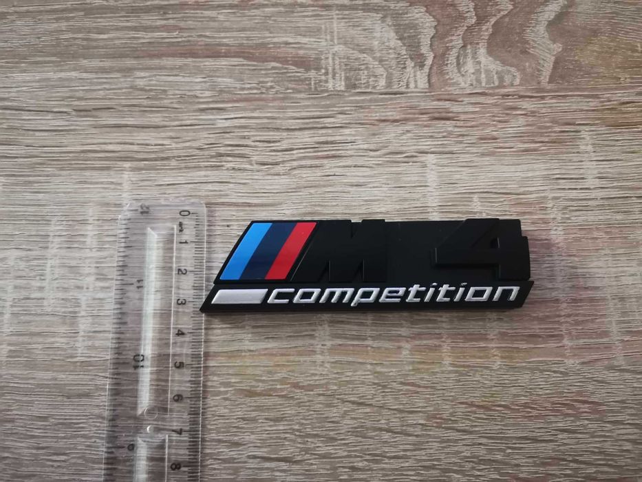 Предна решетка черна емблема BMW M4 Competition