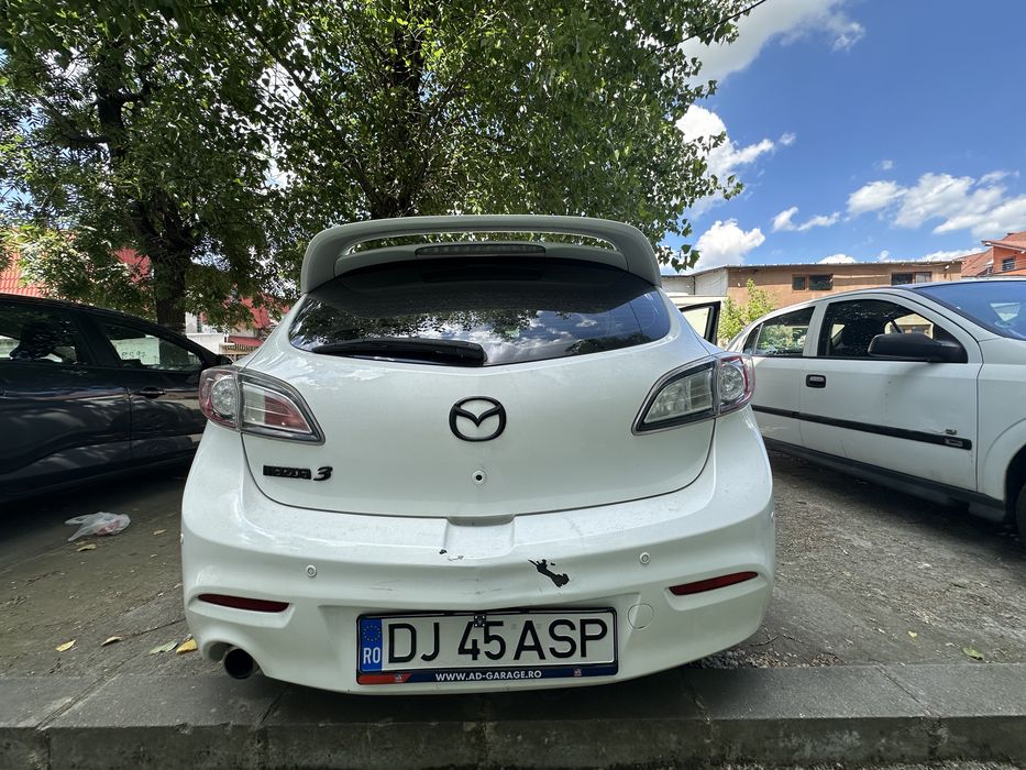 MAZDA 3 2010 — imagine 3