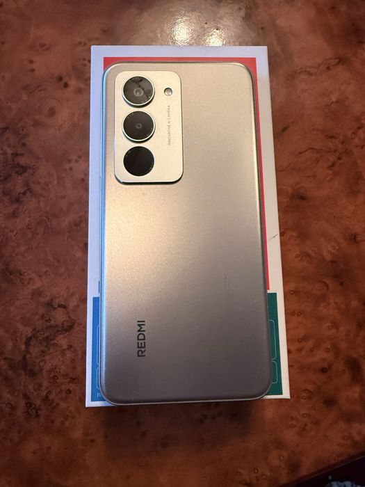 Продам телефон Redmi 15 256ГБ