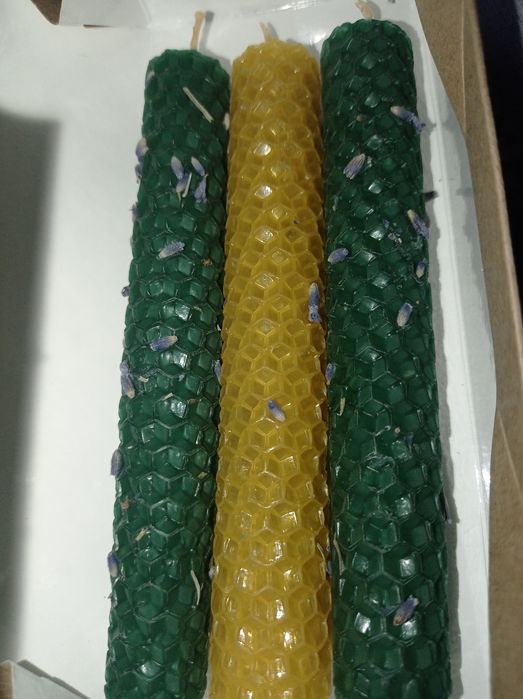 Свечи с медовой вощины