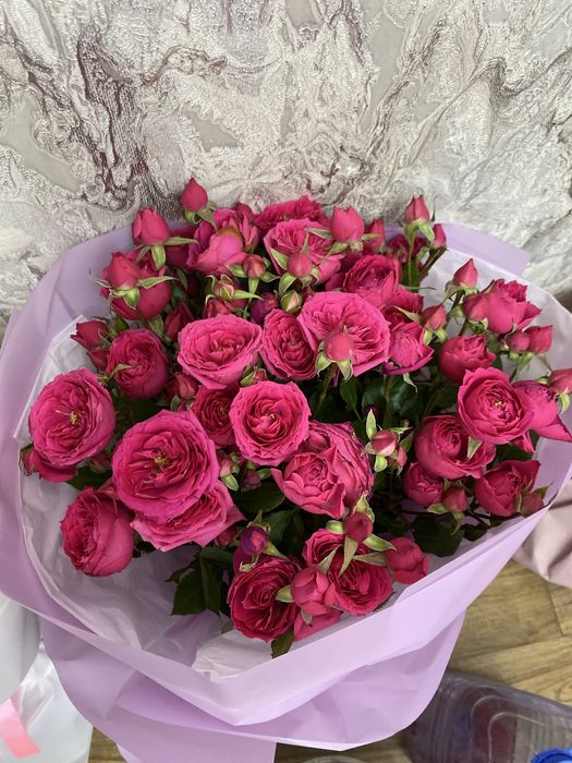 Свежие цветы для праздников