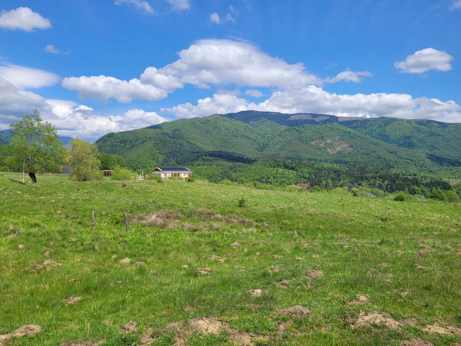 teren de vanzare Slatina ,Comuna Nucsoara