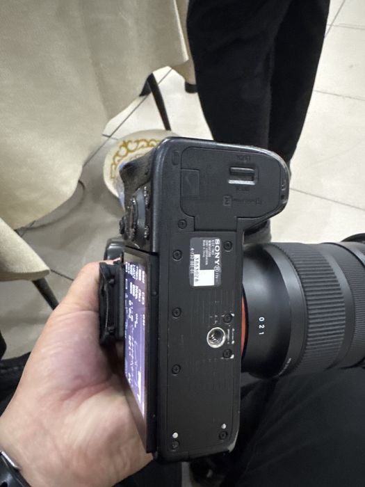 Продам sony a7III  полный комплект