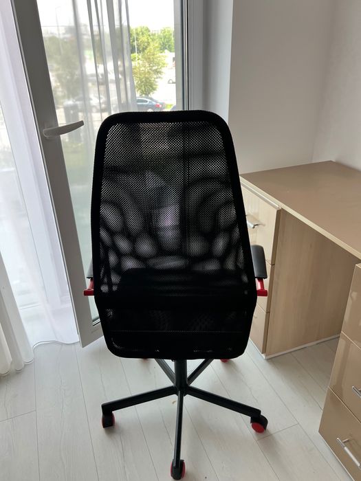 Birou si scaun Ikea
