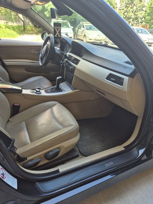 Продава се BMW E91 320d