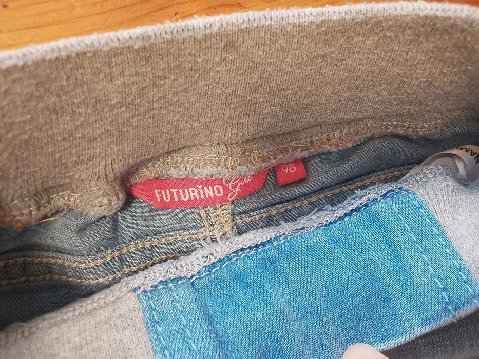 Джинсы для девочки,джинсы на резинке