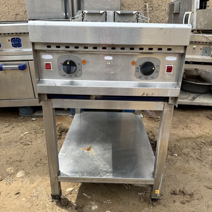 Профессиональная конвекционная печь unox