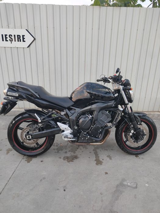 Motocicleta Yamaha fz6 (KTM  honda Suzuki , beneli )