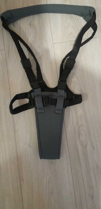 Антирефлуксно гнездо за бебе и колан за прохождане