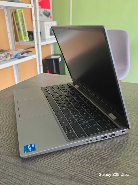 Dell Latitude 3320 Core i5 1135G7 / 8GB DDR4/ 256GB SSD/ Intel Iris XE