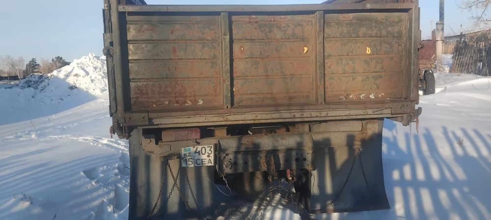 Грузовик ЗИЛ 130