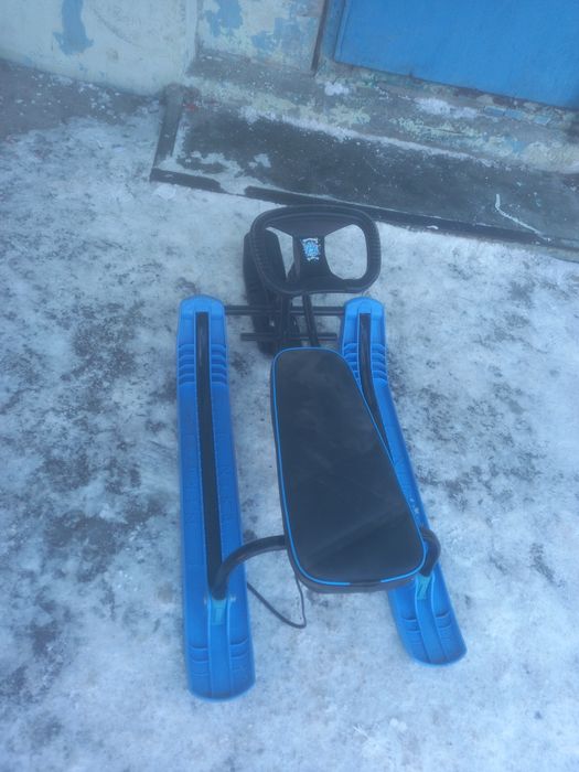 Продаю сани в отличном состоянии.