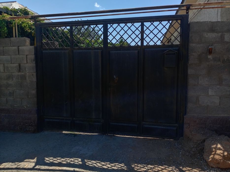 Продам ворота.      .