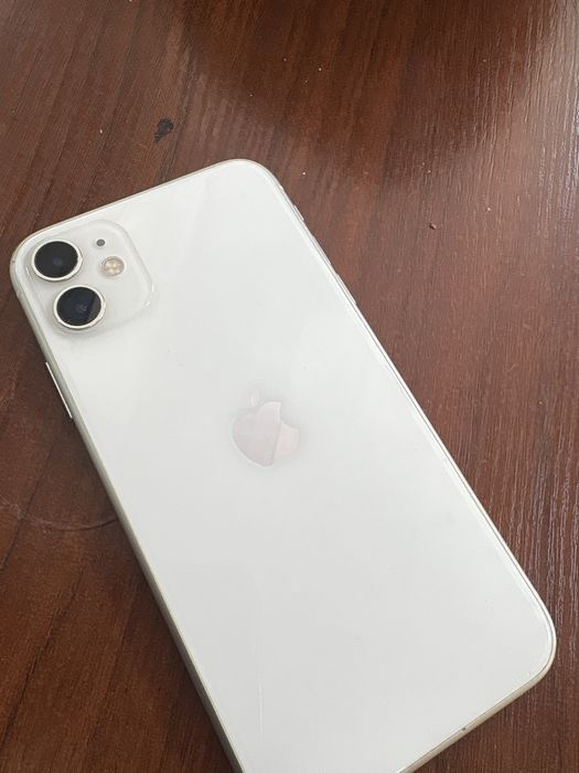 Iphone 11. В идеальном состояний