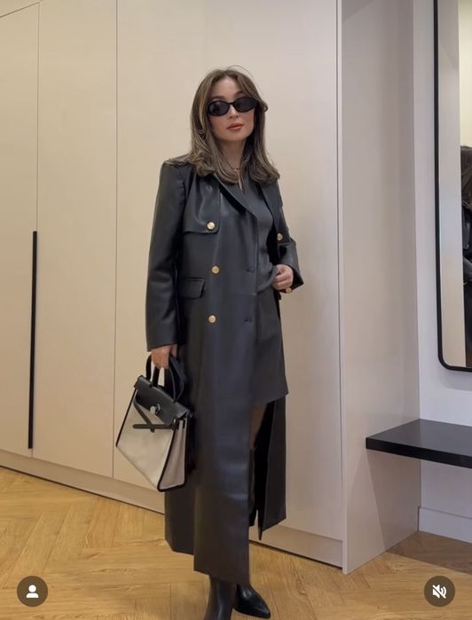 Плащ из экокожи новый