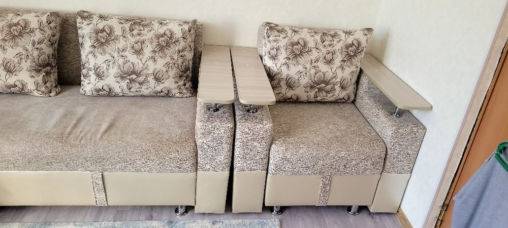 ПРОДАМ Угловой диван