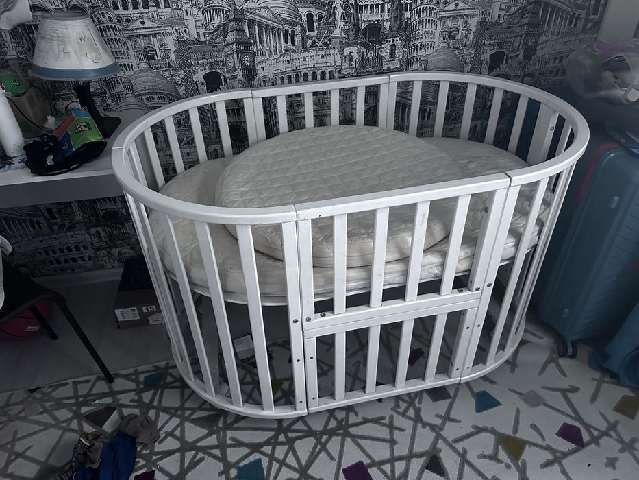 Продам манеж в хорошем состоянии