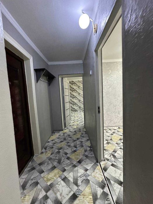 2х ком. квартира на 2 этаже в кирпичном доме с 6м балконом, Вокзал