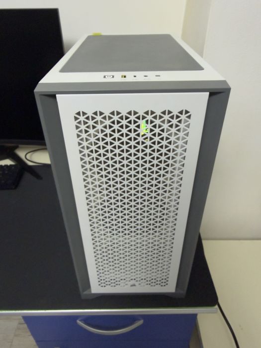 Vand PC Gaming Gigabyte RTX2060, AMD Ryzen 5 5600X, 16 GB, 1TB SSD