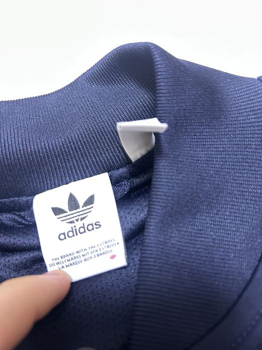 Без забележки Адидас горница!