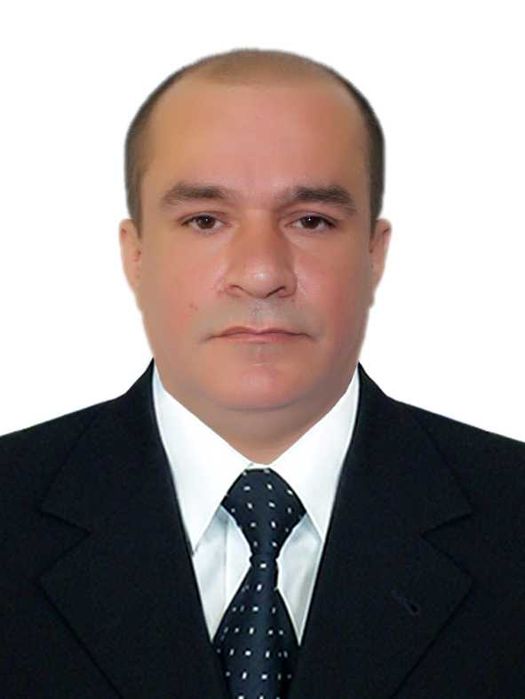 Адвокат и юрист по экономическим и гражданским делам.