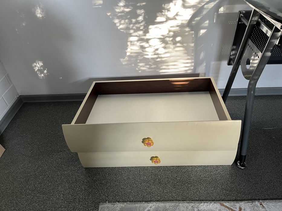 Детская кровать-манеж