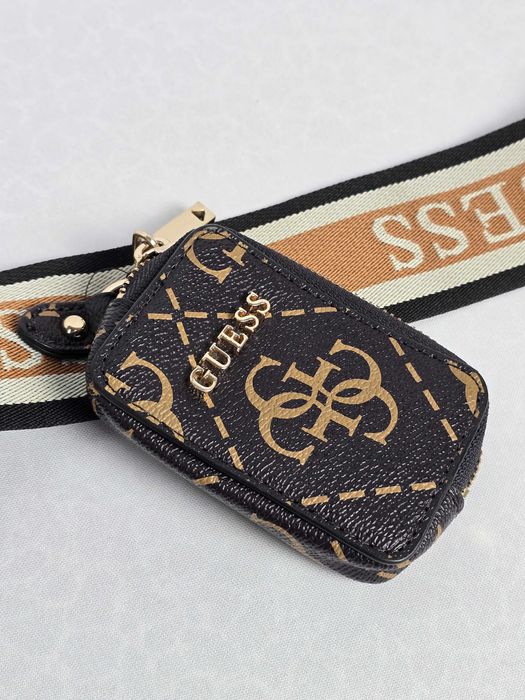 Чанта с къферче Guess