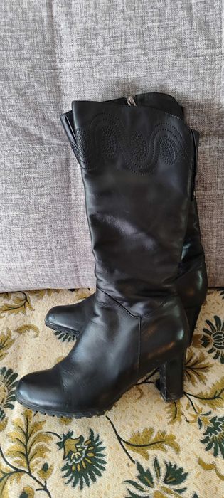Продам сапоги женские