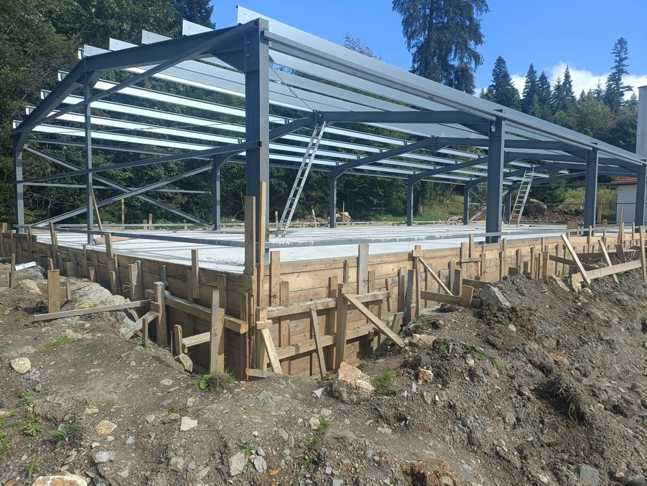 Structura metalica 16x32