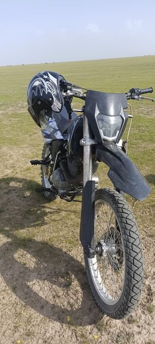 Мотоцикл эндуро 250