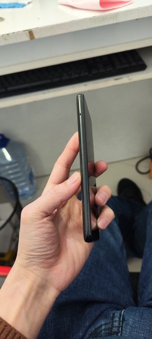 Samsung A20 juda arzon kerak