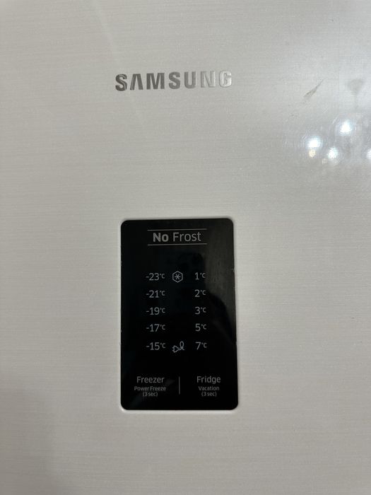 Холодильник samsung