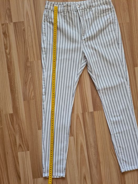 Панталони и дънки (от XS до М) x 10 лв