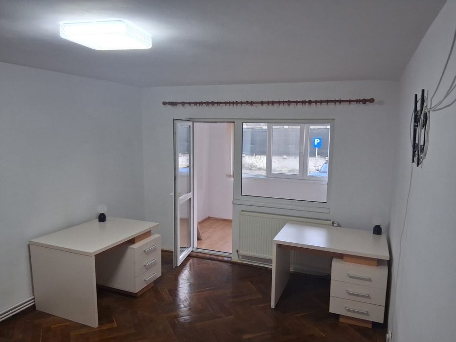 chirie apartament, pret negociabil