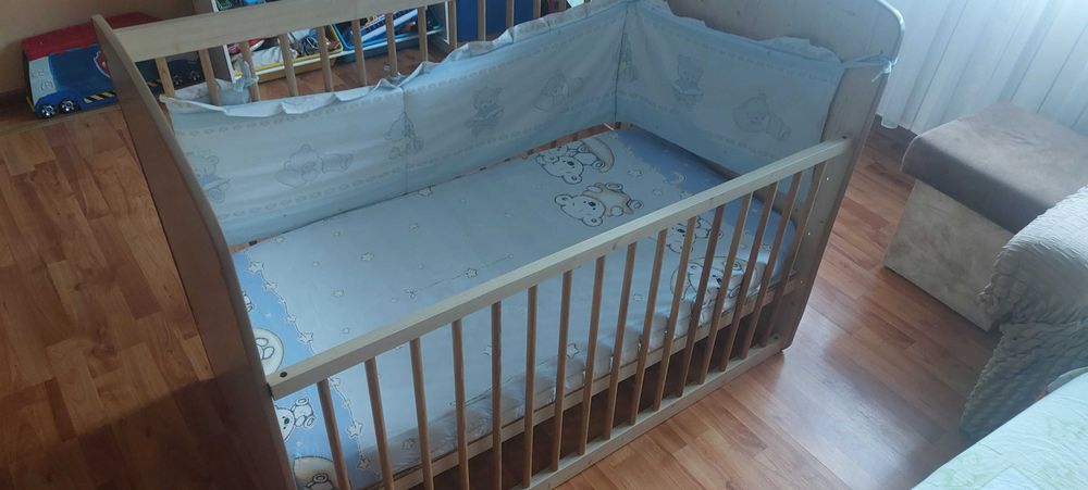 Patut pentru copil 1-4 ani.