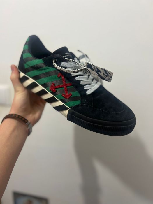 Off-White Vulcanized Low