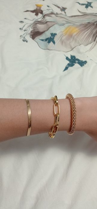 Бижута - гривни и синжири