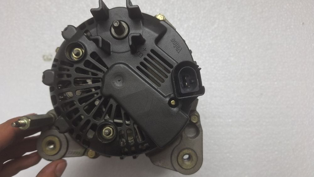 Alternator 140A VALEO 1.9 2.0 Golf 5 Audi a3 Passat b6 Octavia Touran