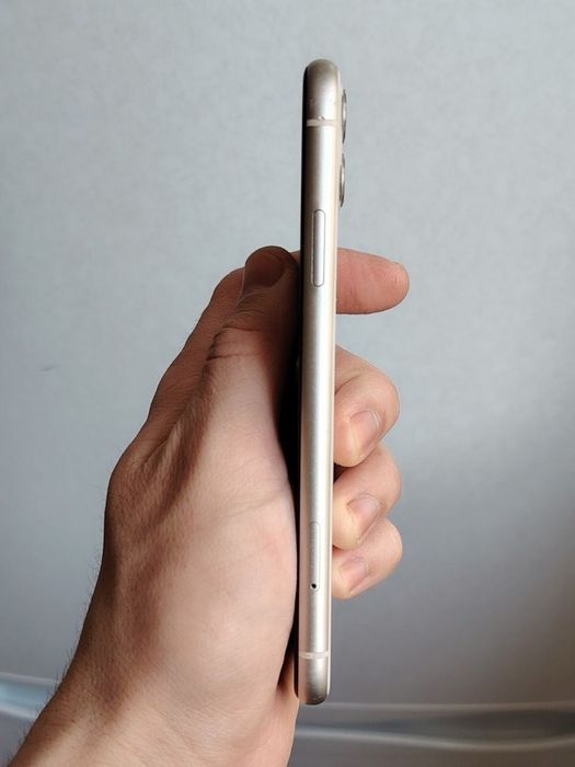 iPhone 11 128GB White