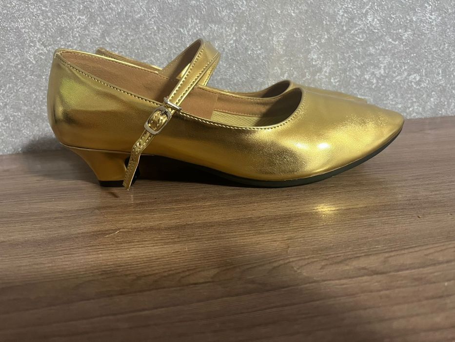 Туфли для танцев