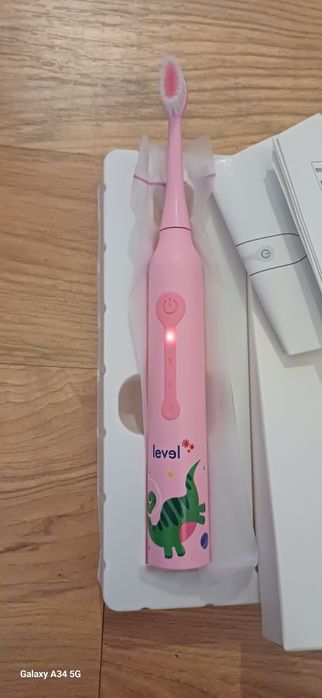 Periuță de dinti electrica pentru copii cu 6 capete