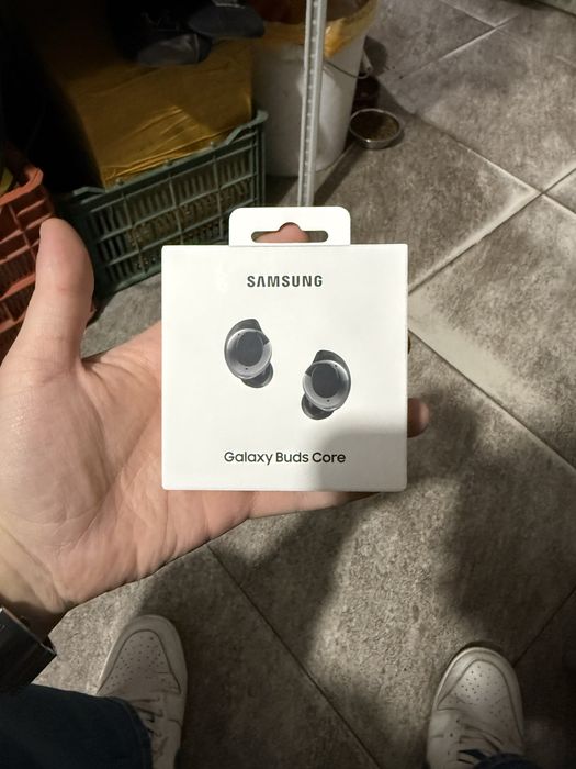Наушники Samsung Galaxy Buds Core
